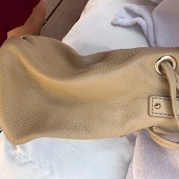 EUC- Kate spade bucket bag - used only a couple times!! - Picture 6 of 8